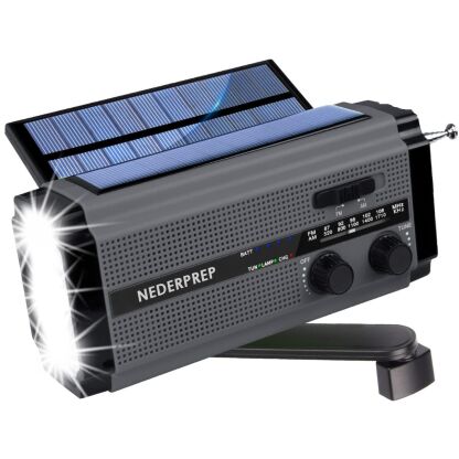 #1 noodradio met dynamo + 2 zonnepanelen + 2 lampen + mega accu + FM/AM